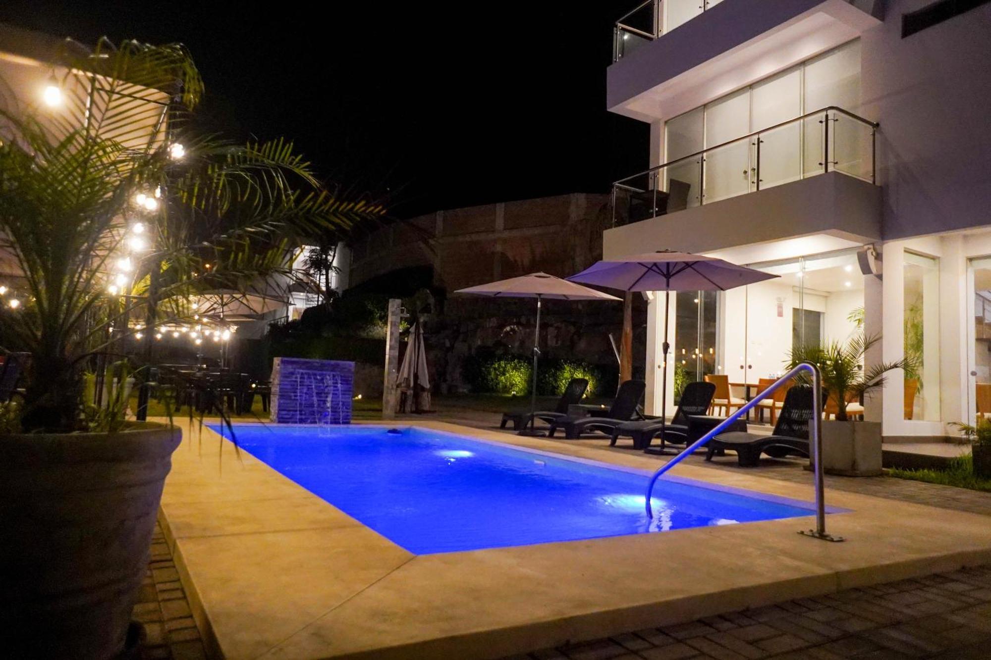 Silver Inn Hotel เซโรอาซูล ภายนอก รูปภาพ